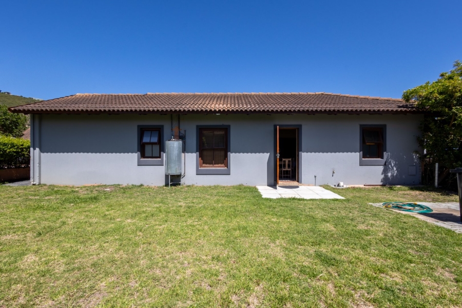 2 Bedroom Property for Sale in Whale Rock Gardens Western Cape